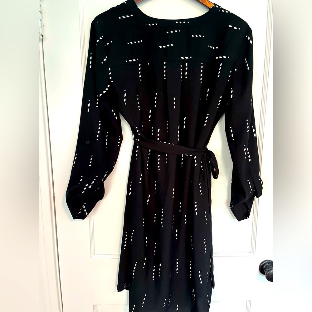 Ann Taylor size small black dress